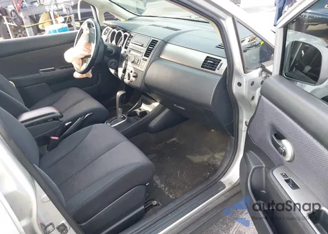 2009 Nissan Versa 1.8Sl z USA, uszkodzony, nr VIN 3N1BC13E49L369945